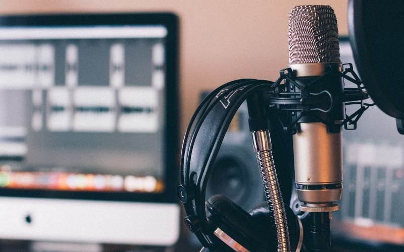 license music for a podcast