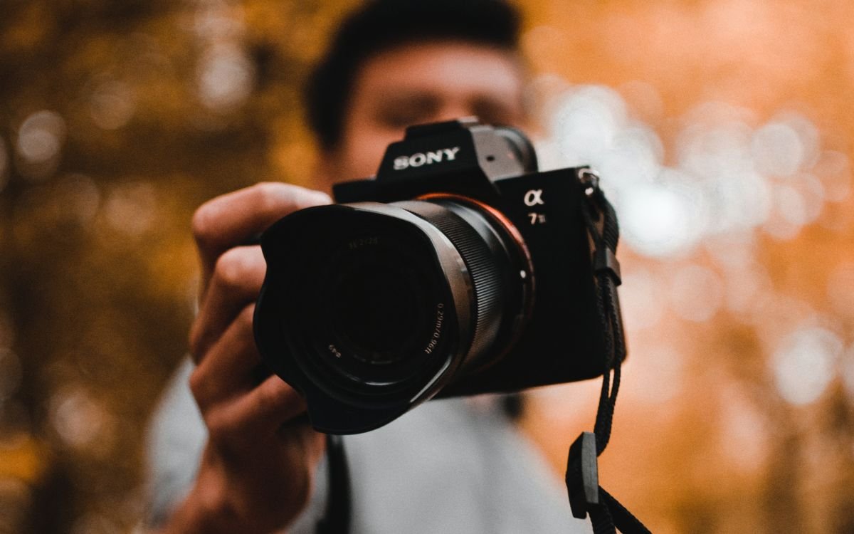 Mirrorless cameras for YouTube 
